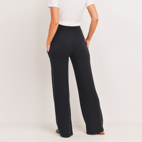 Pantalón palazzo con bolsillos