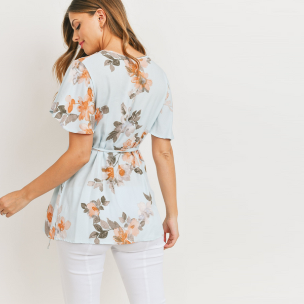 Blusa wrap con estampado de flores